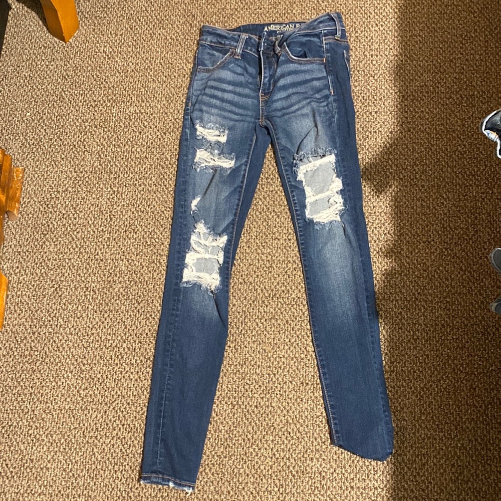 American eagle ripped skinny jeans